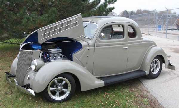 Ford 1936 5-Window Coupe