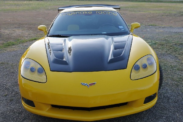 kingsnake racing c6.k after installation of CF wing, CF hood and ZR1 replic