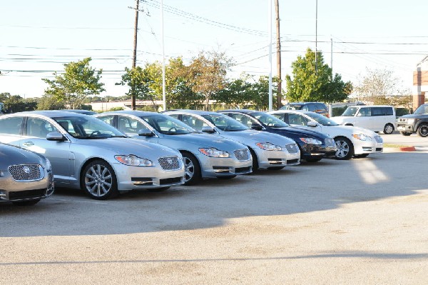 Dealership Walkthrough 11/1/09 Charles Maund Jaguar