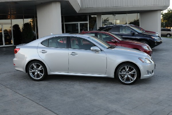 Dealership Walkthrough 11/01/09 Lexus Of Austin