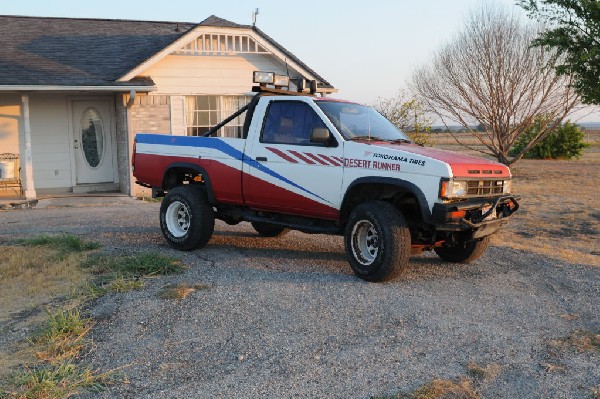 JeffBs 1988 Nissan Desert Runner 4x4 Hardbody