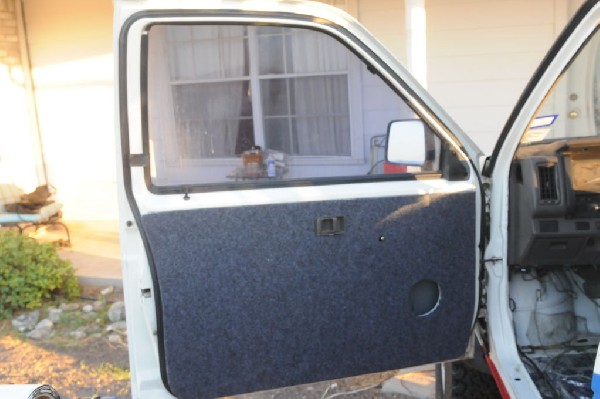 JeffBs 1988 Nissan Desert Runner 4x4 Hardbody Restoration Project - photo b