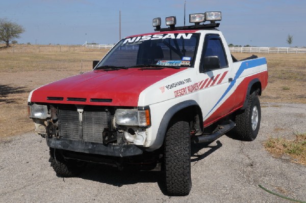 JeffBs 1988 Nissan Desert Runner 4x4 Hardbody Restoration Project - photo b