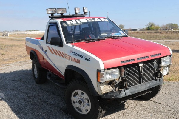 JeffBs 1988 Nissan Desert Runner 4x4 Hardbody Restoration Project - photo b