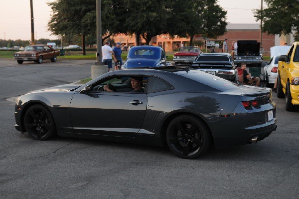 Austin FBody Meetup 08/27/11 Cedar Park Texas - photo by jeff barringer