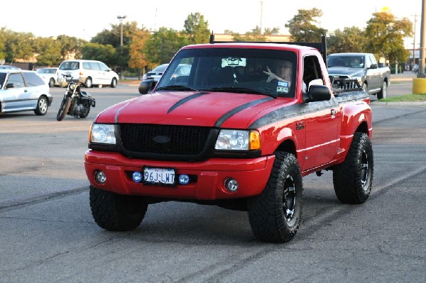 Austin FBody Meetup 09/03/11 Cedar Park Texas - photo by jeff barringer