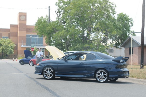 Austin Cars & Coffee Show - Leander, Texas 07/03/11 - photo by jeff bar