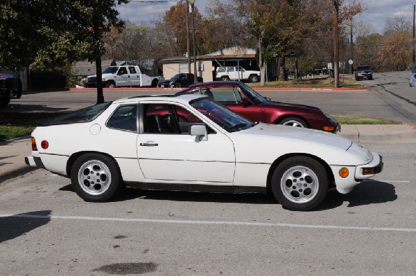 Leander Cars and Coffee Car Show, Leander Texas - 11/28/10 - photo by Jeff