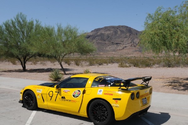 kingsnake racing visits Vivid Racing outside Phoenix