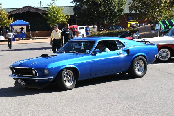 Leander Cars and Coffee Car Show, Leander Texas - 10/31/10 - photo by Jeff