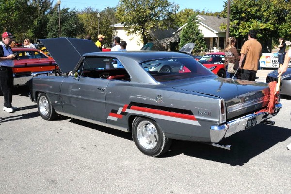 Leander Cars and Coffee Car Show, Leander Texas - 10/31/10 - photo by Jeff