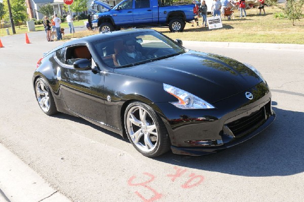 Leander Cars and Coffee Car Show, Leander Texas - 10/31/10 - photo by Jeff