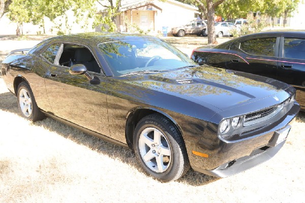 Leander Cars and Coffee Car Show, Leander Texas - 10/31/10 - photo by Jeff