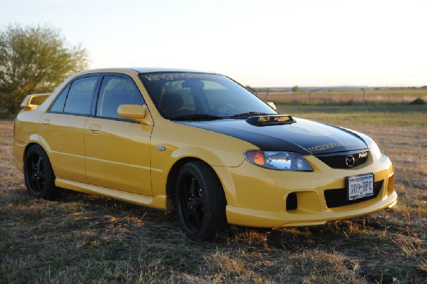 kingsnake racing 2003.5 MazdaSpeed Protege gets it's first graphic set