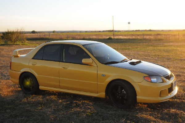 kingsnake racing 2003.5 MazdaSpeed Protege gets it's first graphic set